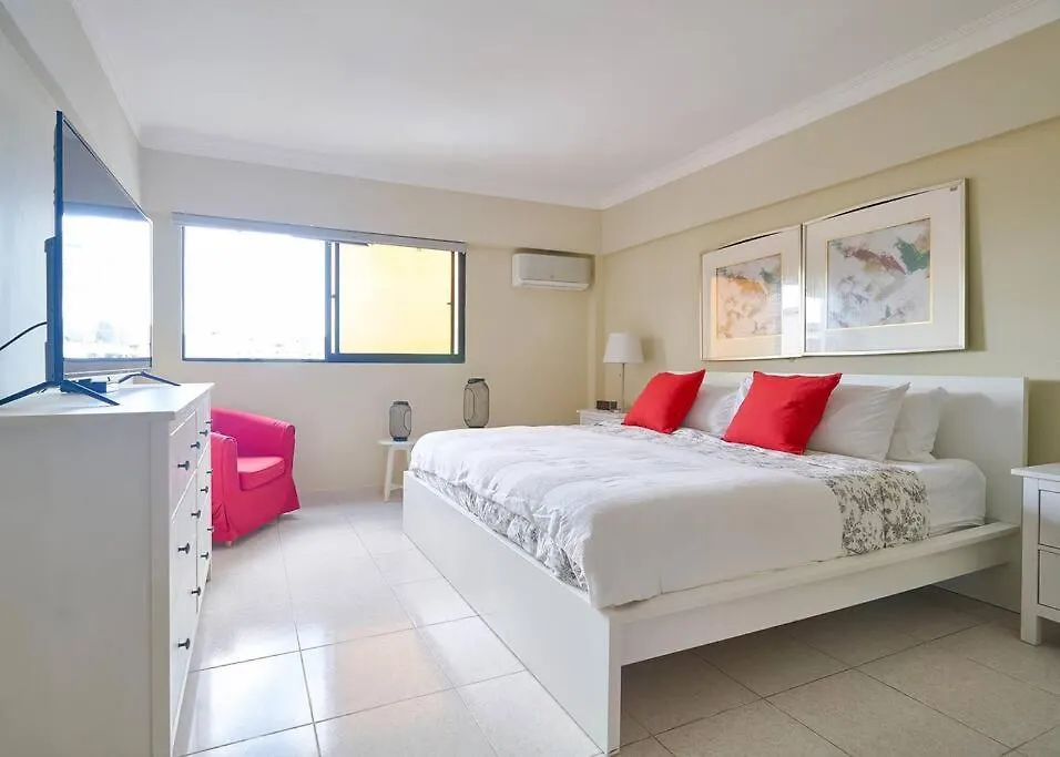 Escape 4Br Penthouse Close To Blue Mall 7&8Flr With Private Rooftop Outdoorterrace 산토도밍고 0*,  도미니카 공화국