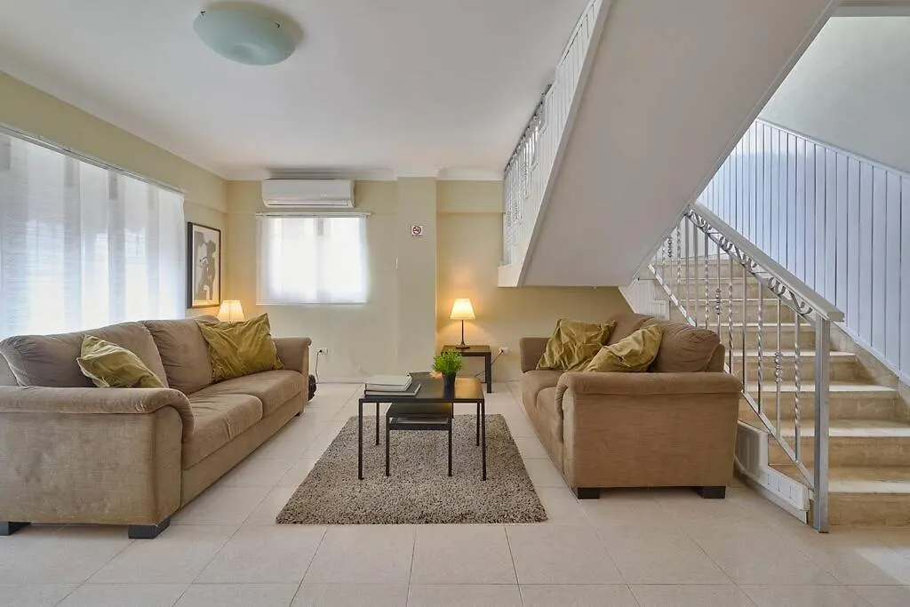 Escape 4Br Penthouse Close To Blue Mall 7&8Flr With Private Rooftop Outdoorterrace 산토도밍고 도미니카 공화국